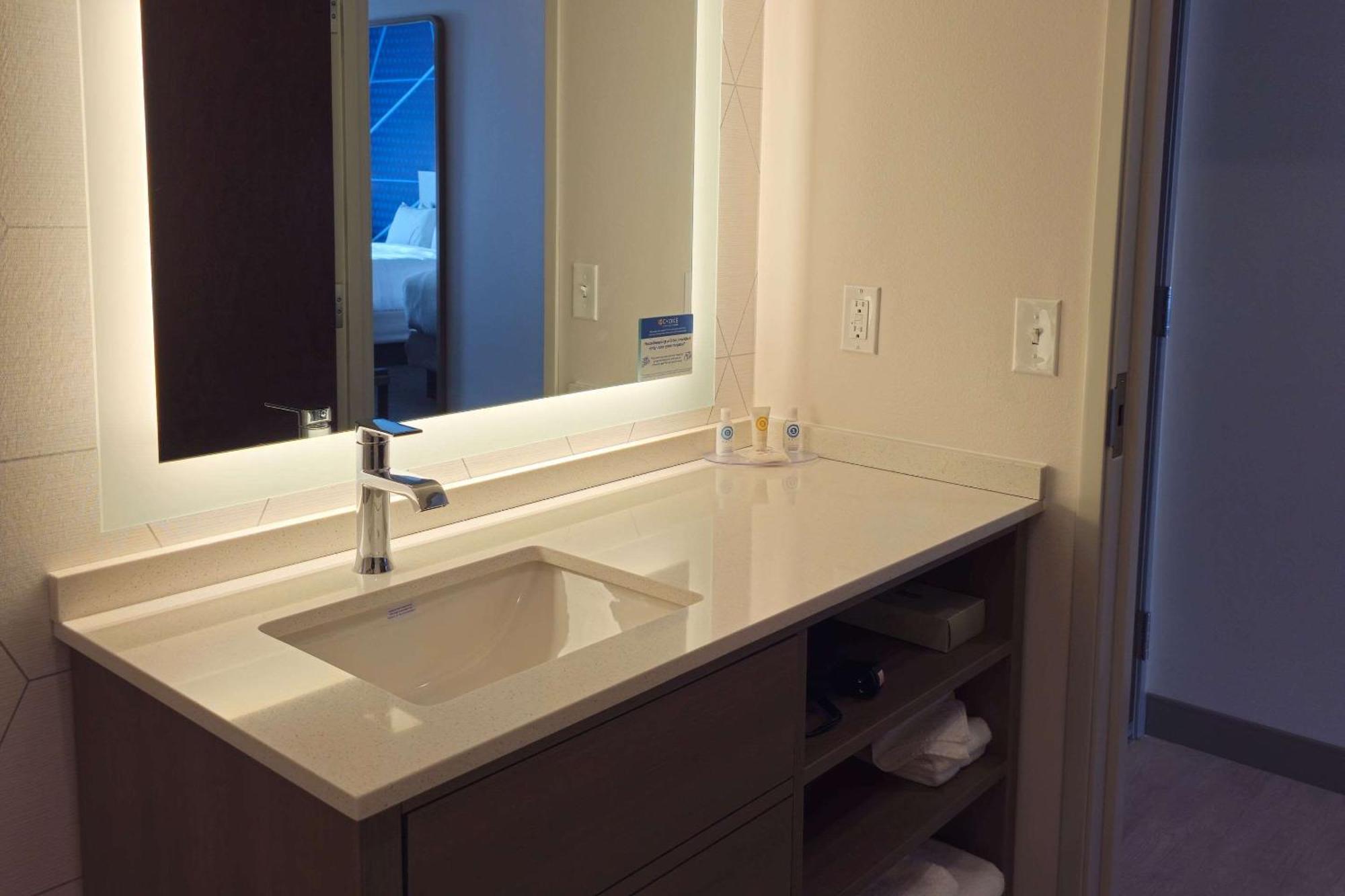 Comfort Inn & Suites At Sanford Sports Complex Sioux Falls Bagian luar foto