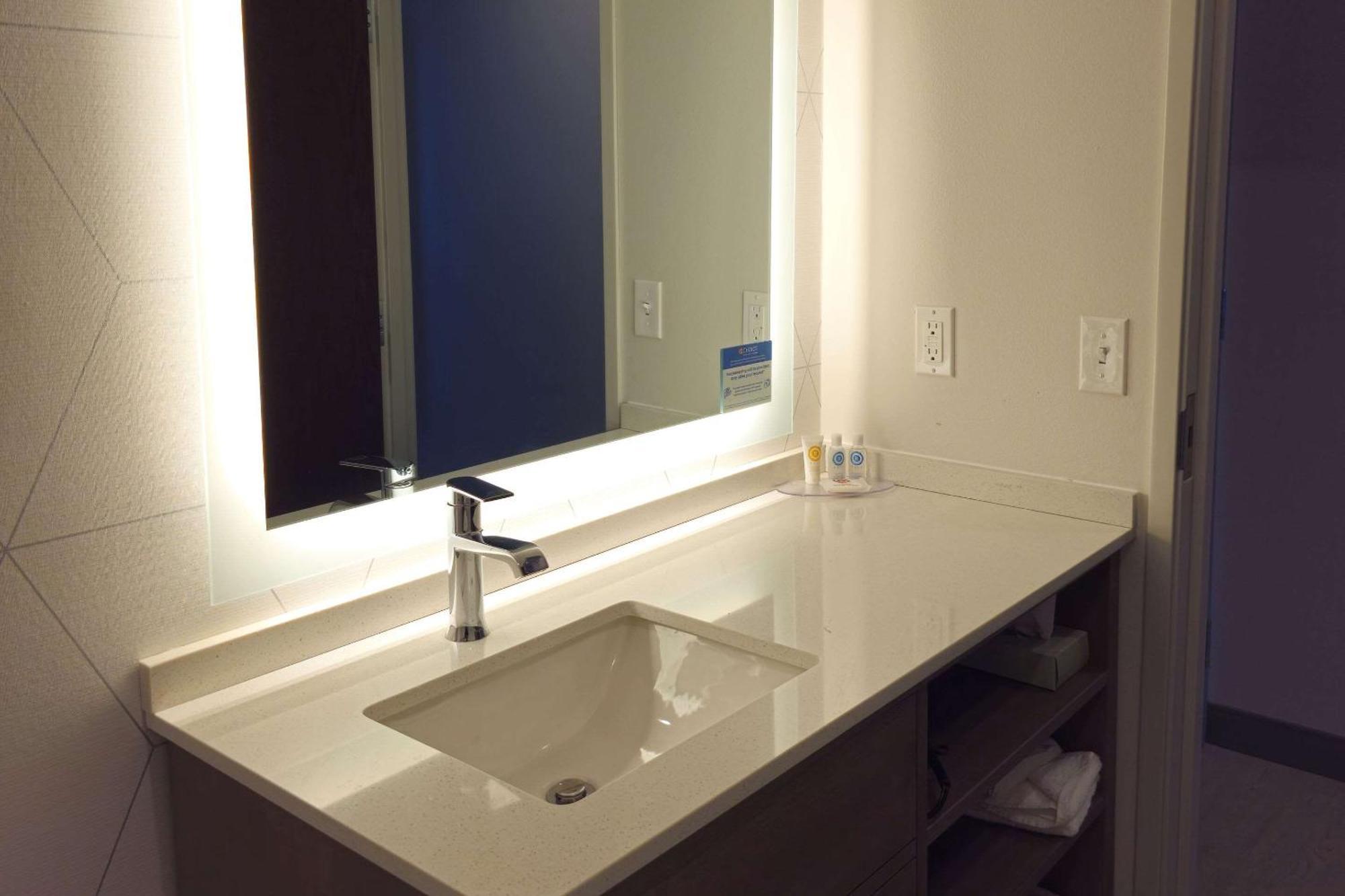 Comfort Inn & Suites At Sanford Sports Complex Sioux Falls Bagian luar foto