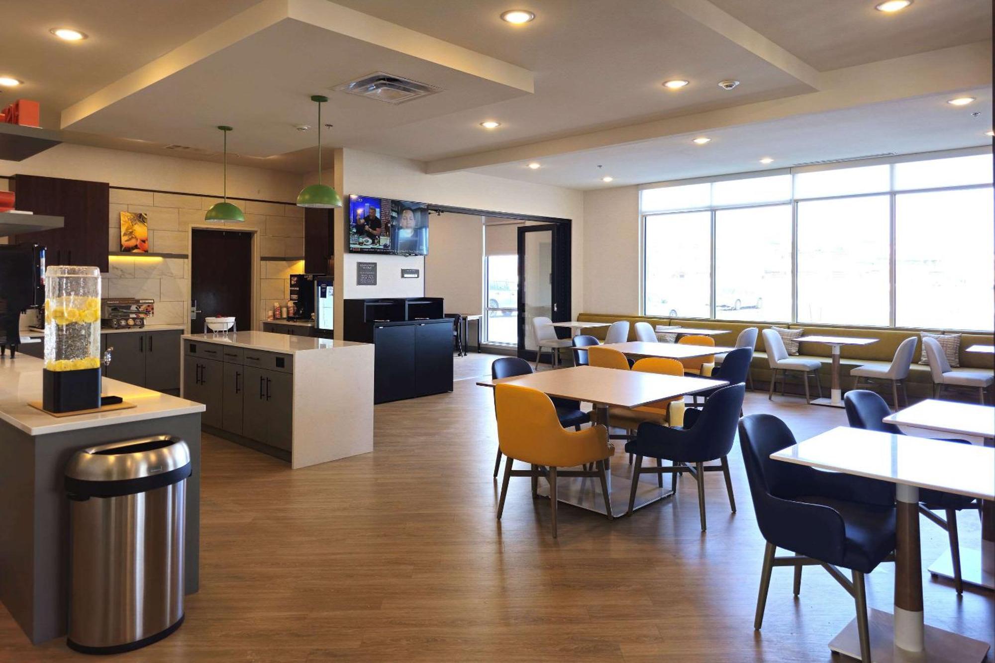 Comfort Inn & Suites At Sanford Sports Complex Sioux Falls Bagian luar foto