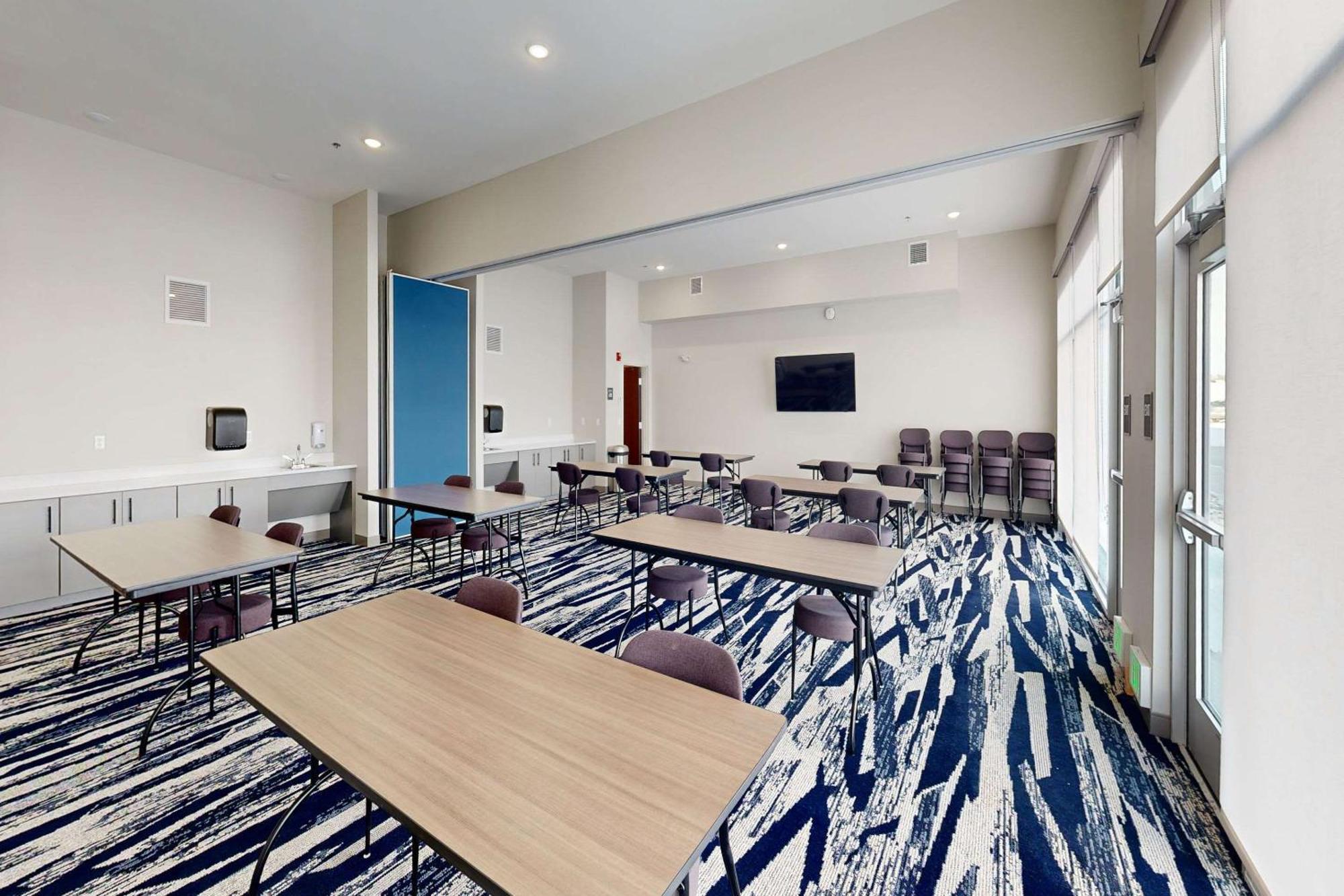 Comfort Inn & Suites At Sanford Sports Complex Sioux Falls Bagian luar foto